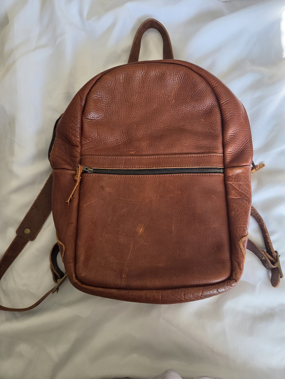 Go Forth Goods Classic Leather Backpack In Saddle